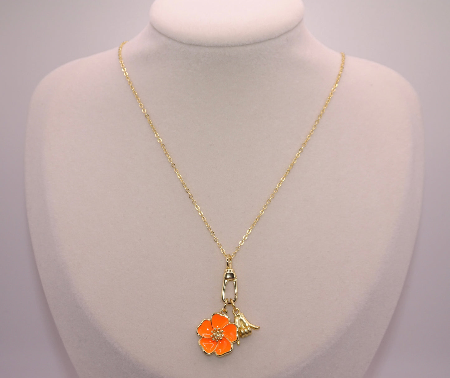 Hibiscus Swivel with Shaka